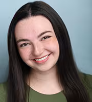 Carley Clover headshot