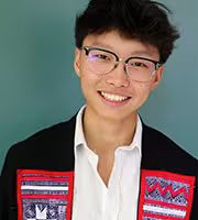 Mouahlou "Lou" Xiong headshot
