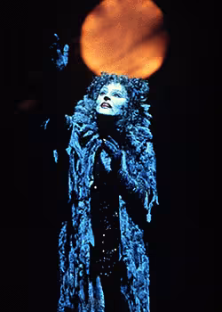 Linda Balgord as Grizabella 
